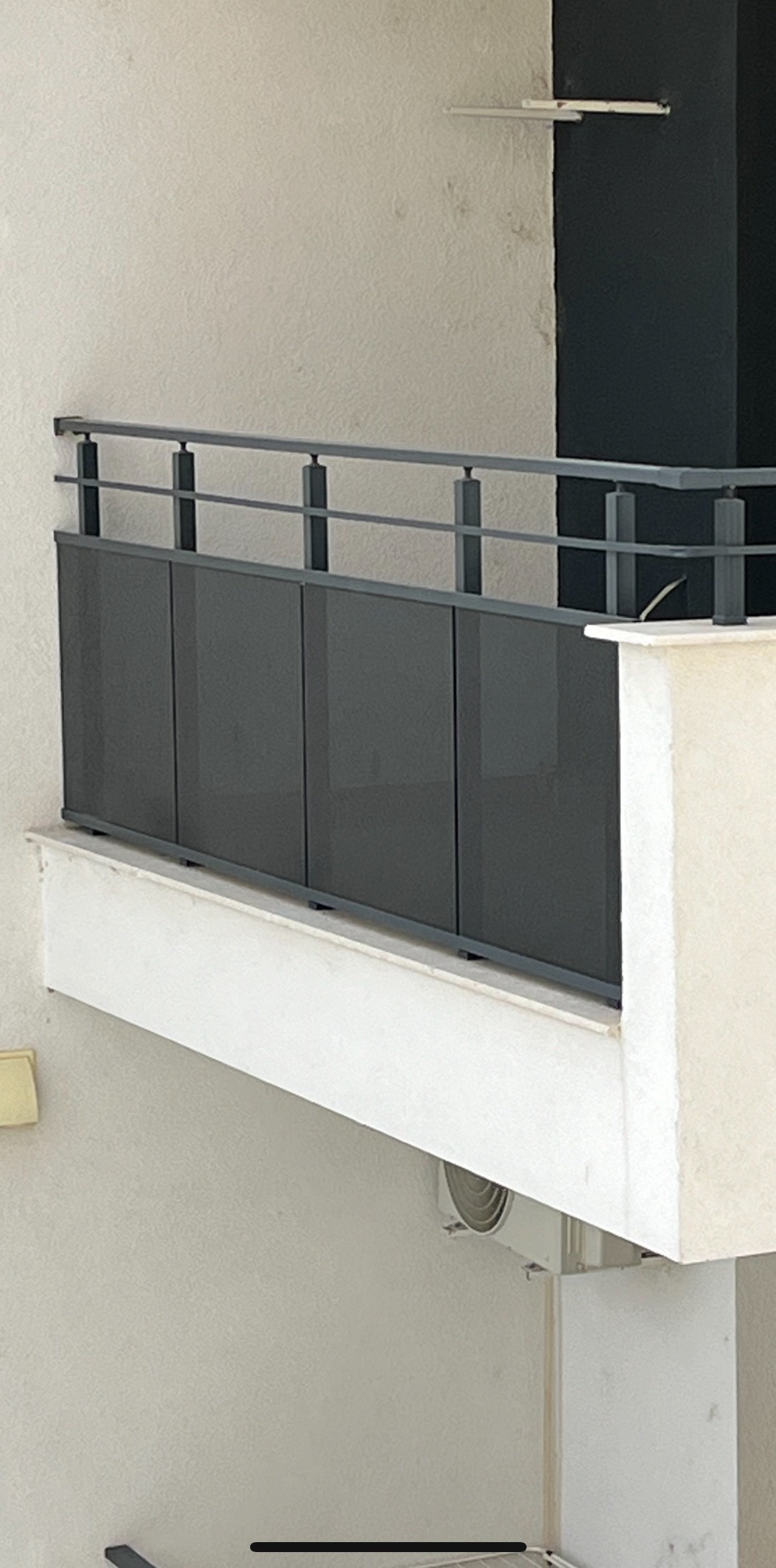 Стъклен парапет тип 2