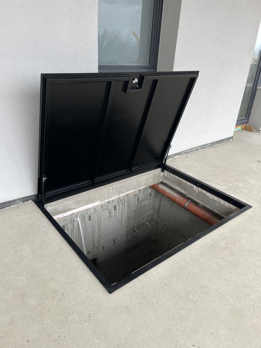 Метален капак