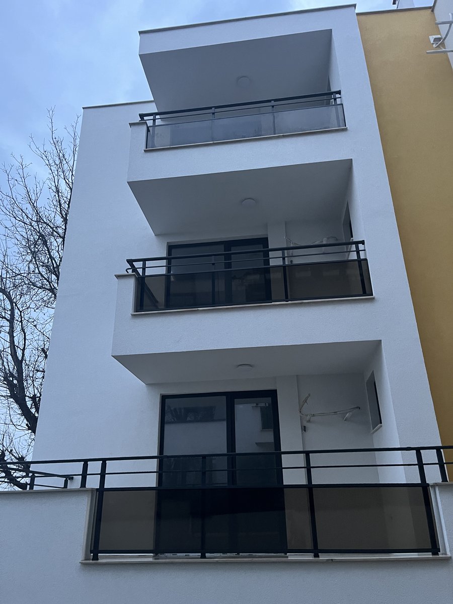 Стъклени парапети